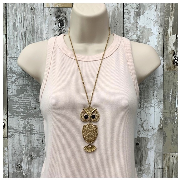Vintage Signed Sarah Coventry Figural Owl Black Cabochon Eyes Gold Necklace - Picture 3 of 5
